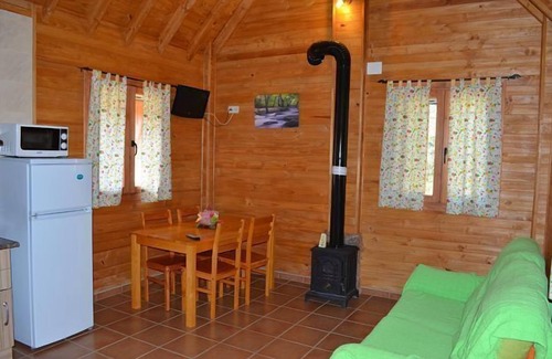 Andujar Cottage | Comfortable rural apartment equipped for 1/3 people, built in wood.