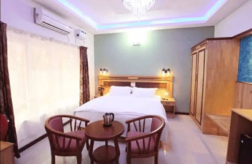 Cheyyur Resort | Comfortable Superior Room for your Holiday