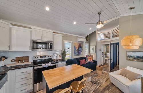Fredericksburg Cottage | Comfortably Numb - 119