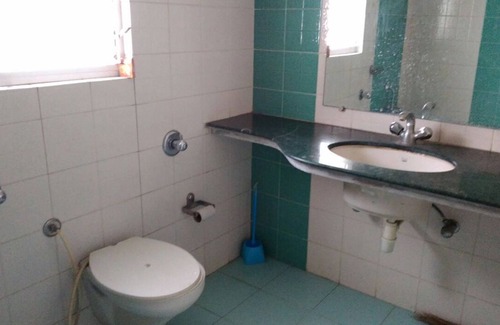 Vadodara Villa | Comfy Rustic Airconditioned Bungalow