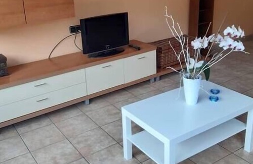 Mutriku Apartment | Comodo y funcional playa-montaña by TheUrbanHosts