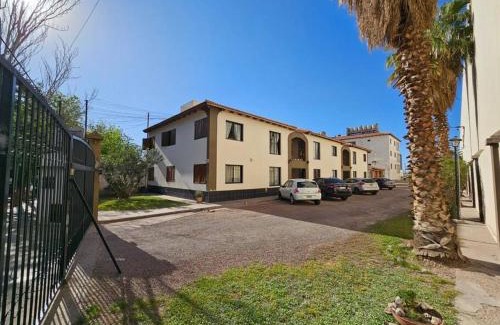 Villa Nueva Apartment | Complejo Cerrado Zona Shopping