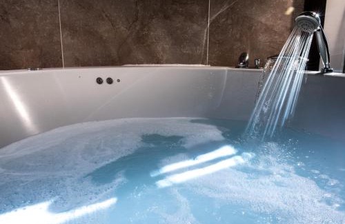 Tarancon Hotel | Complejo Enoturístico Finca La Estacada