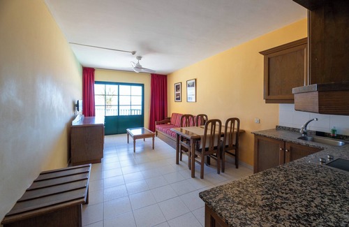 Playa de la Calera Resort | Complejo Las Tres Palmeras