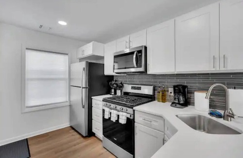 Bradley Beach House | Completely Renovated Mid-Century Dream Bungalow