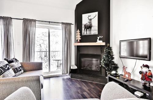 Stoneham Apartment | Condo 305 33 Chemin du Hameau by Les Chalets Alpins