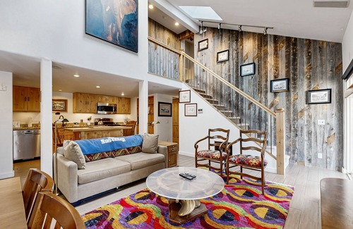 River Run Condo | Condo with Mountain Views & Shared Hot Tub - Near Skiing