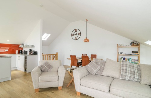 Beckermet Cottage | CONEY GARTH RETREAT, family friendly, with hot tub in Beckermet