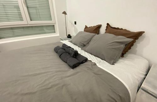 San Isidro Apartment | Confort al lado del río