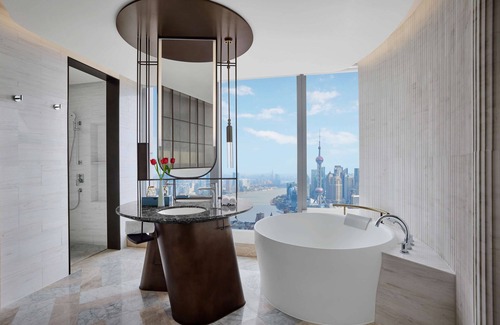 Downtown Shanghai Hotel | Conrad Shanghai