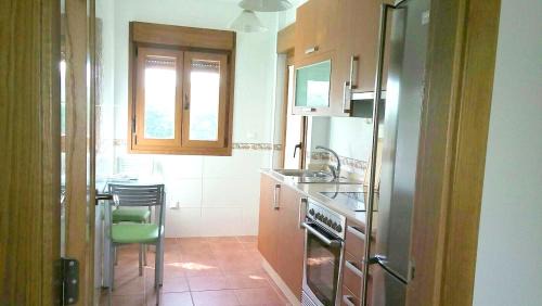 Palmeira Apartment | Contemporary Apartment in Riveira + Sea View