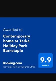 Barnstaple House | Contemporary home at Tarka Holiday Park Barnstaple