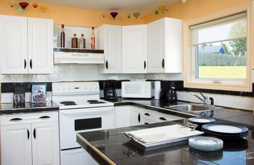 Weymouth Cottage | Contemporary ocean front cottage on the shore of the highest tides in the world.