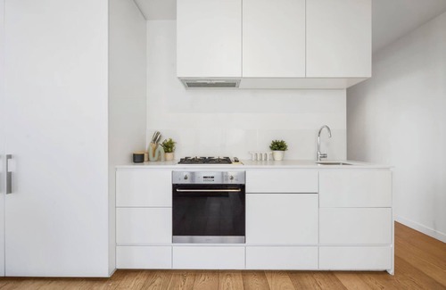 West Melbourne Apartment | Contemporary Urban Living in West Melbourne