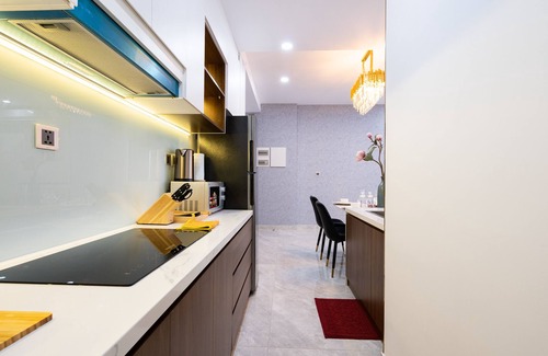 Phu My Hung Apartment | Convinia Luxury The Peak Midtown