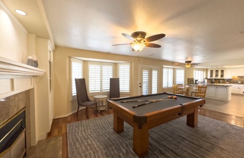 Spring Valley Lake House | Cool 4-bedroom house with AC in Victorville- Pool Table, On the Lake