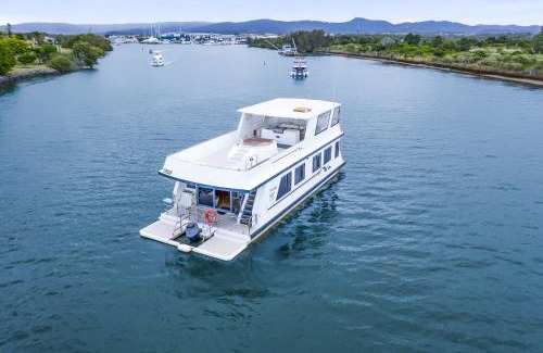 Coomera Boat Rental | Coomera Houseboats