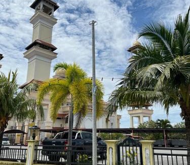 Kampung Nibung House | Coopstay Komaidam