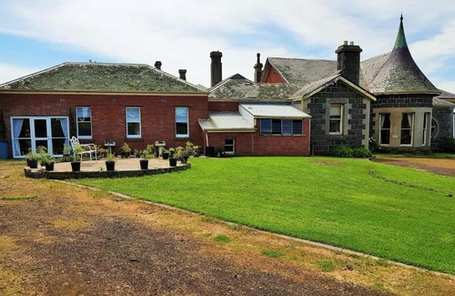 Coragulac House | Coragulac House Cottages