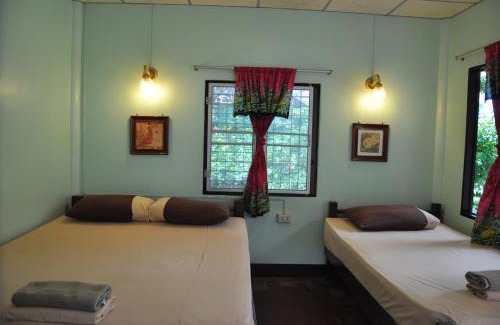 Haad Rin Resort | Coral Bungalows