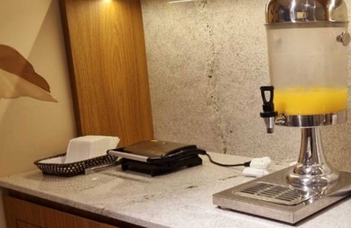 Menino Deus Hotel | Coral Express