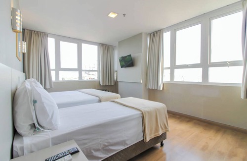 Petropolis Hotel | CORAL TRADE HOTEL