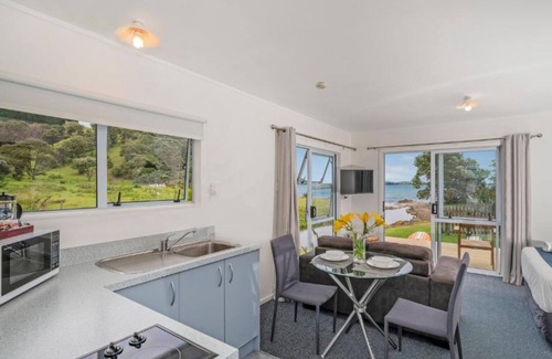 Coromandel RV Rental | Coromandel Shelly Beach TOP 10 Holiday Park