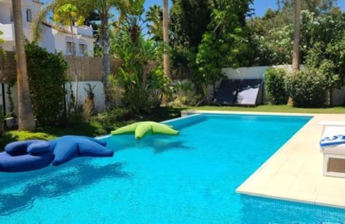 San Pedro de Alcantara Villa | Cortijo Blanco Villa