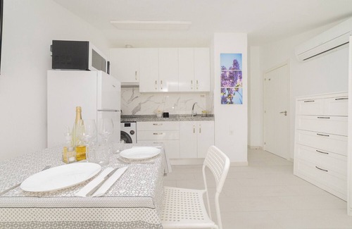 Coslada Apartment | Coslada M8