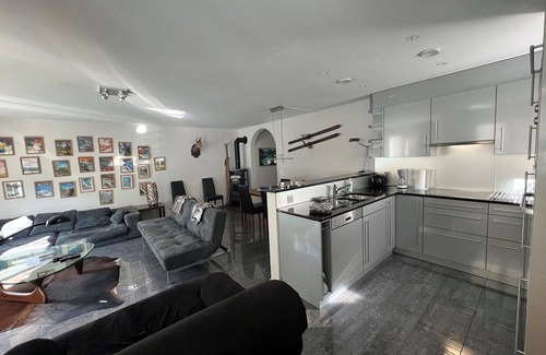 Engelberg Apartment | Cosy apartment for 6 people with WIFI, TV and balcony