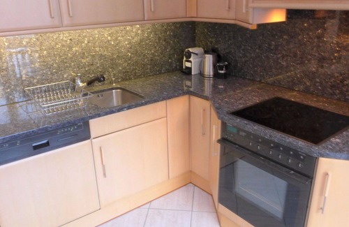 Taesch Apartment | Cosy apartment for 6 people with WIFI, TV and balcony