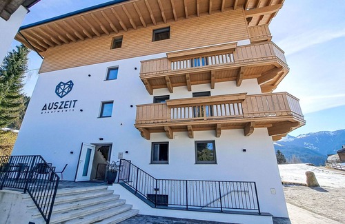 Oberau Wildschonau Apartment | Cosy apartment for 5 people with WIFI, TV and balcony
