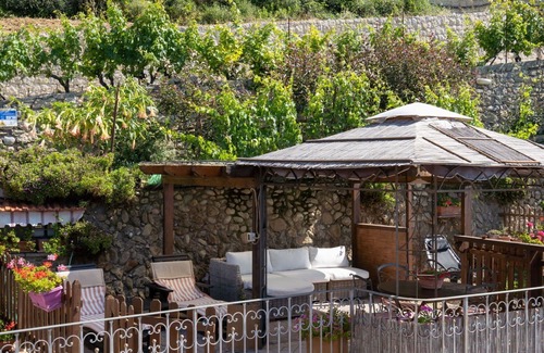 Ventimiglia Apartment | Cosy apartment for 4 people with A/C, WIFI, private pool, TV, patio, panoramic view and parking