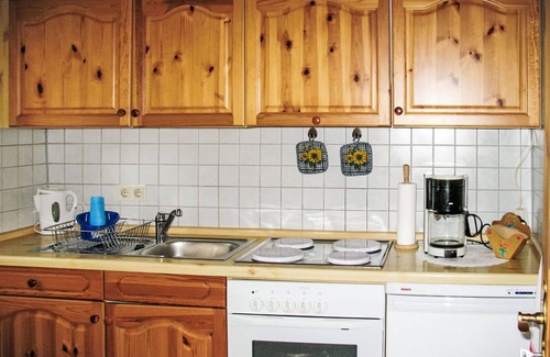 Steinbach-Hallenberg House | Cosy apartment in villa for 4 people with WIFI, TV and patio