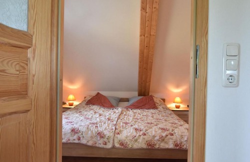 Maltzien Apartment | Cosy Apartment in Garz with Garden