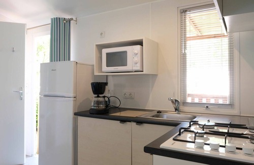Caorle House | Cosy apartment in villa for 6 guests with WIFI, pool, A/C and terrace