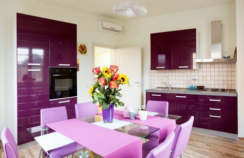 San Michele di Moriano Villa | Cosy apartment in villa for 5 people with A/C, pool, WIFI, TV and terrace