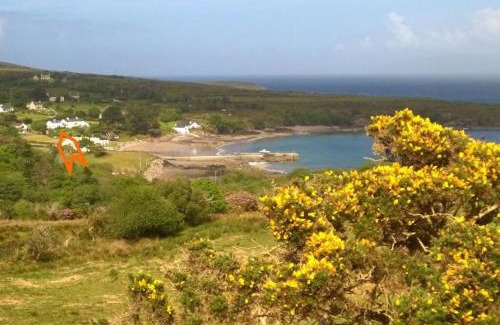 Kells Apartment | Cosy Beach-side Apartment