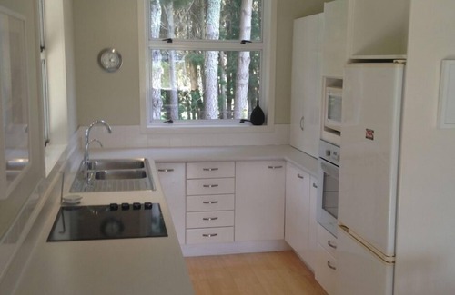 Raetihi House | Cosy cottage w modern facilities on 10 acres farm