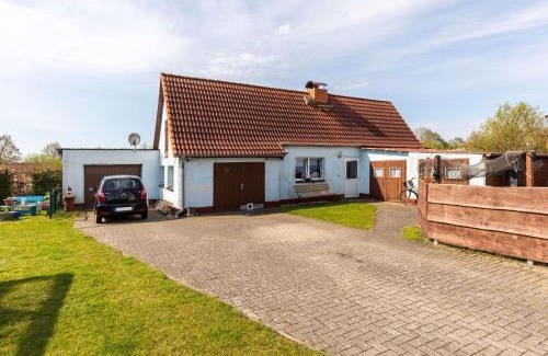 Martensdorf Apartment | Cosy flat in Niepars with garden