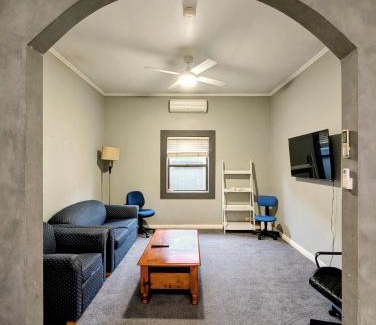 Mount Gambier Apartment | Cosy Lodge Mount Gambier close to shopping, eating