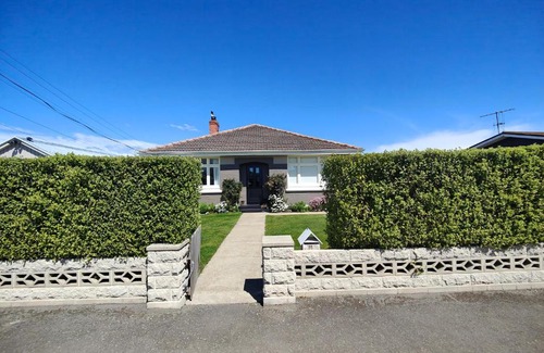 Oamaru House | Cosy on Stirling