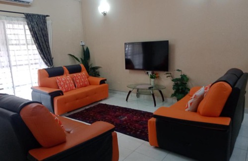 Bandar Puteri Puchong House | Cosy P6 Homestay