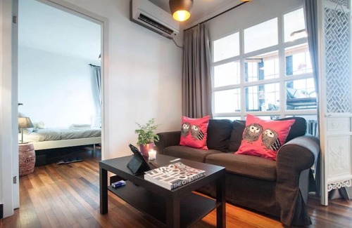Xuhui Apartment | Cosy & Romantic 1 in French Concession