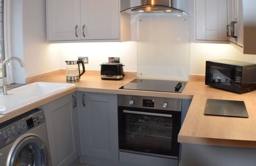 Berwick-upon-Tweed Cottage | Cosy rural retreat with panoramic views of hills and coast