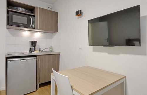 Le Port sous la Lune Apartment | Cosy studio proche RER, idéal pour visiter Paris
