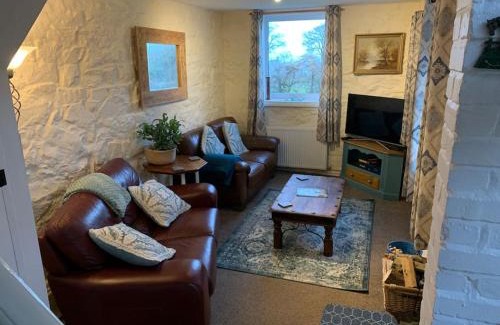 Colwyn Bay House | Cosy Two Bedroom Cottage with Fireplace
