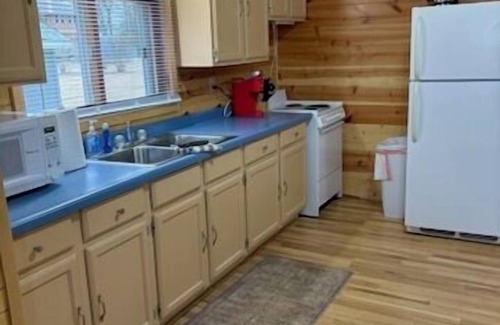 Fox Lake House | Cottage 3 on Beautiful Fox Lake!