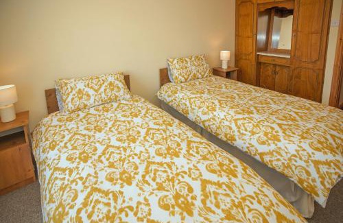 Cornamona House | Cottage 390 - Maam