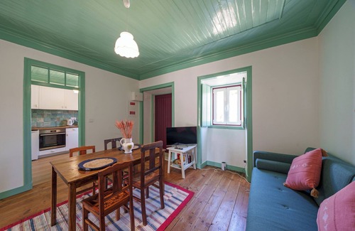 Alvados Cottage | Cottage AlbA, a hidden gem in of Aire and Candeeiros Natural Park.